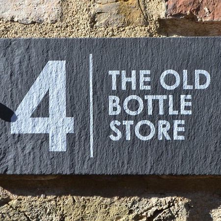 The Old Bottle Store - 2 Double Bedrooms, 2 Bathrooms, St Ives, Cambridgeshire St Ives  Kültér fotó