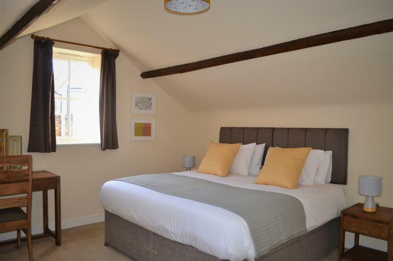 The Old Bottle Store - 2 Double Bedrooms, 2 Bathrooms, St Ives, Cambridgeshire St Ives  Kültér fotó